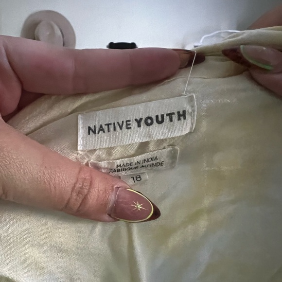 Native Youth Plus oversized shirt with flower embroidery in vintage wash - Picture 5 of 5